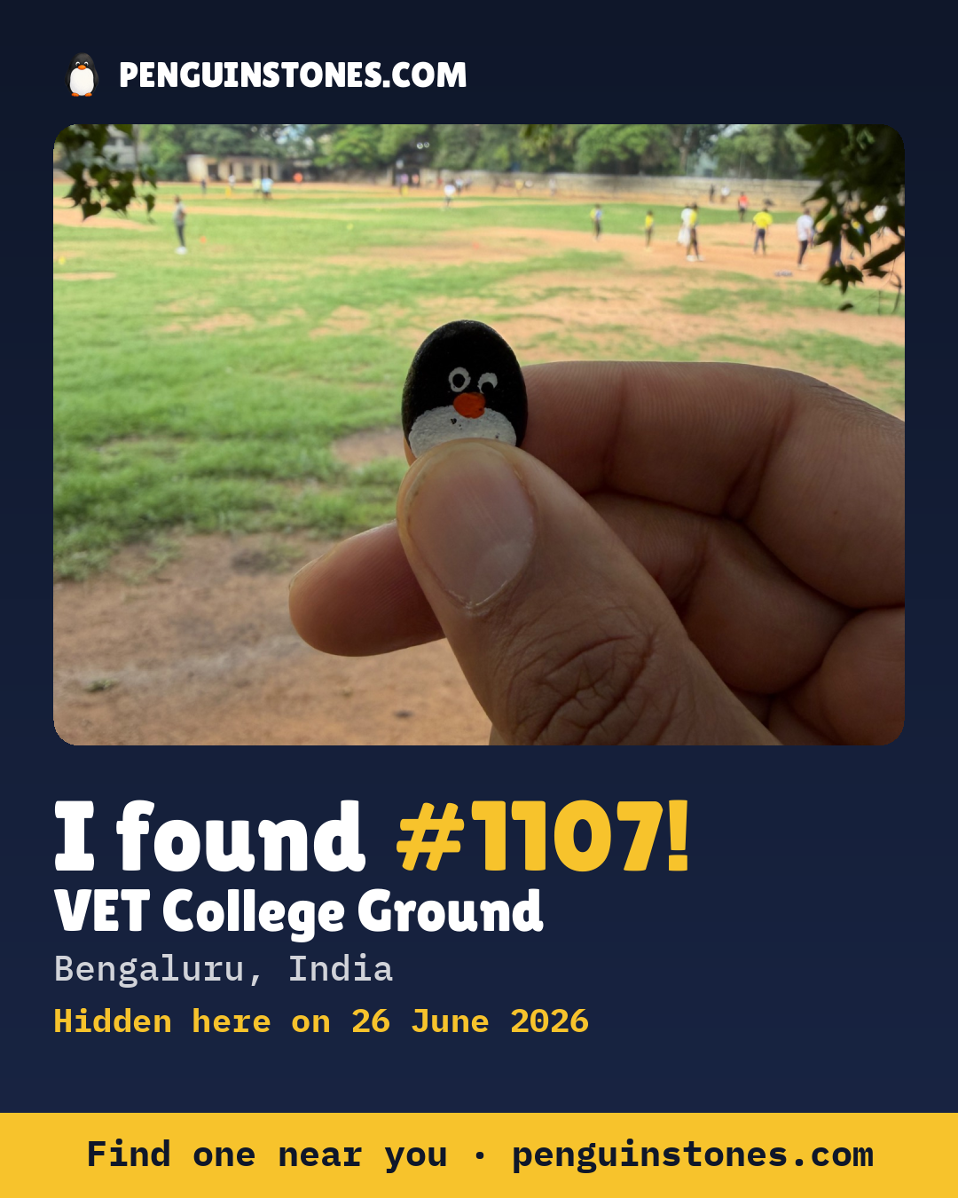 Obrázok s nápisom „I found #1107“: fotka kameňa, kde je a ako ďaleko docestoval