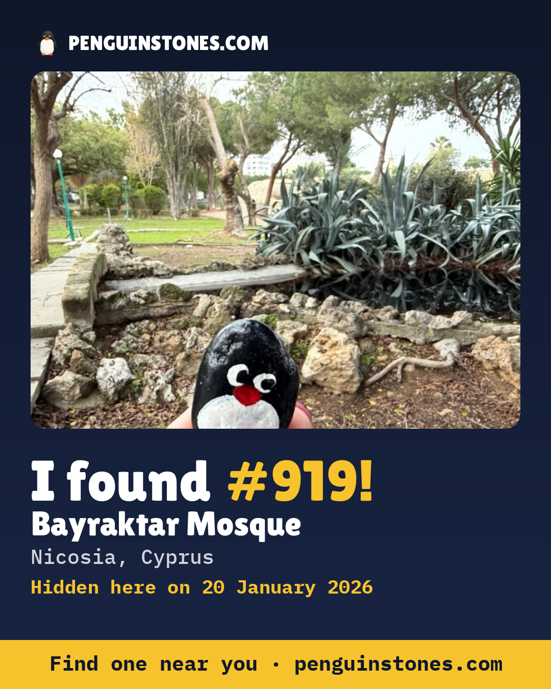 Obrázok s nápisom „I found #919“: fotka kameňa, kde je a ako ďaleko docestoval